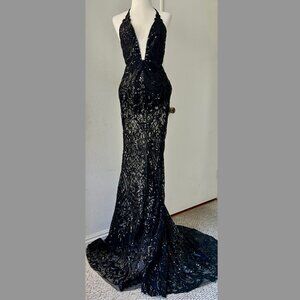 ALAMOUR Maxi fishtail mermaid Sheer lace sequin deep cut halter neck Black Sz S